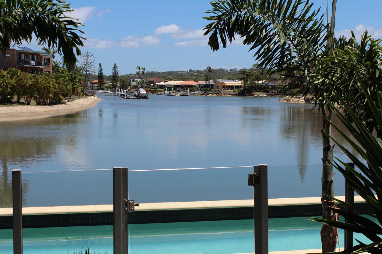 Saltwater Villas - Pet Friendly Accommodation Mooloolaba Bagian luar foto